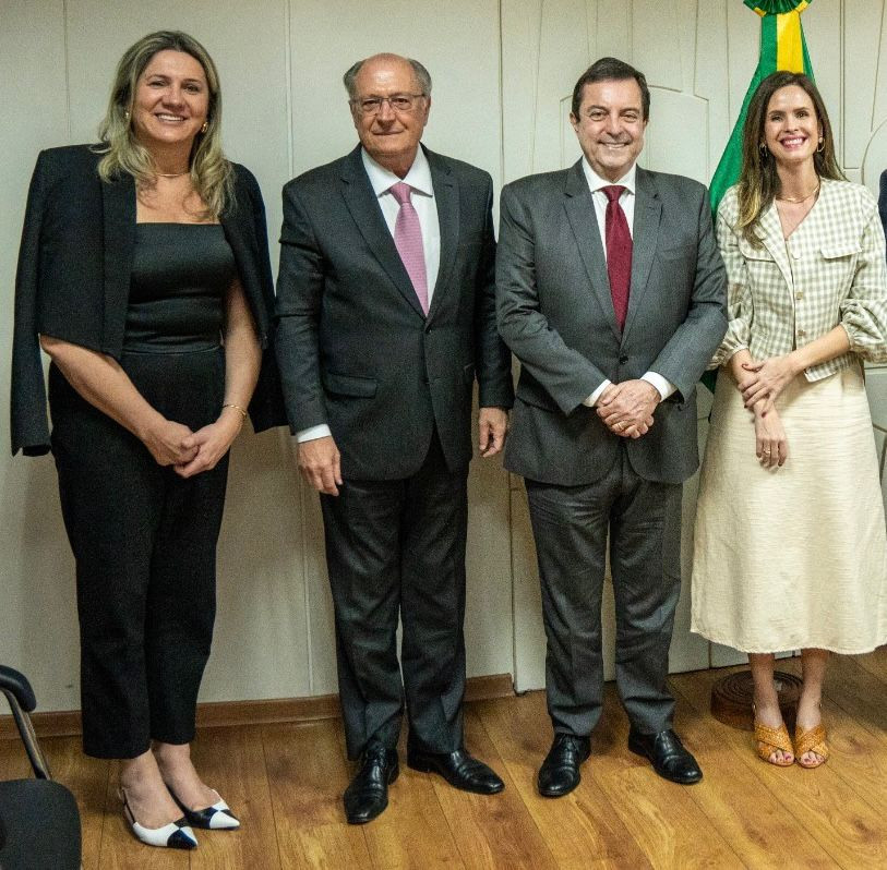  Alckmin recebe Sistema OCB para debater Reforma Tributária