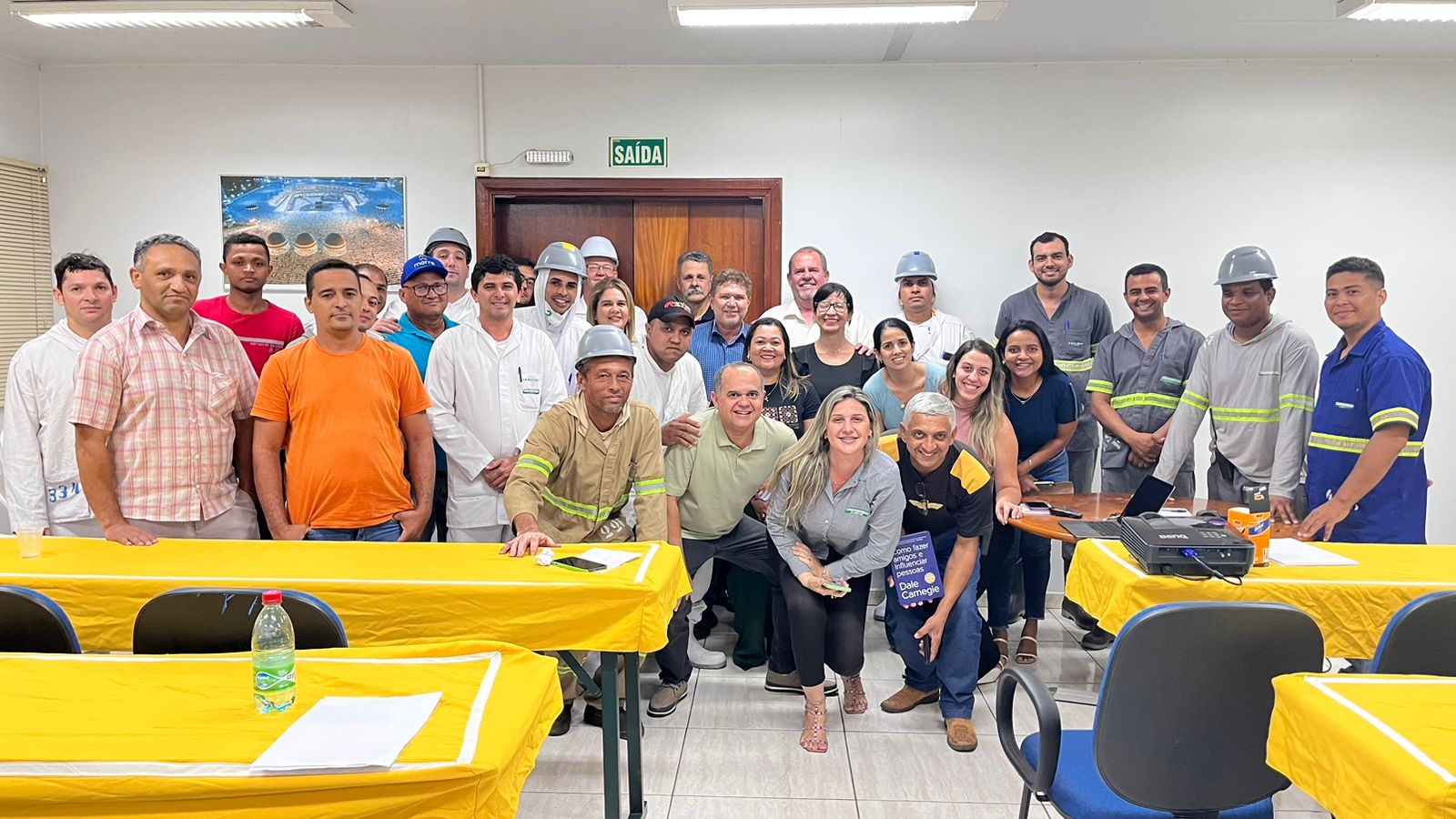 Sistema OCB/TO leva palestra motivacional para lideranças da Cooperfrigu
